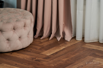 ПВХ плитка VINILAM PARQUET HERRINGBONE Glue GD11177 Паркет Версальский Glue