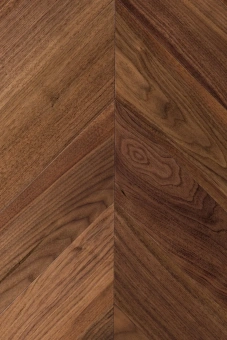 Французская елка Ablux  Орех Американский Селект Chevron 15х125х600 мм, лак