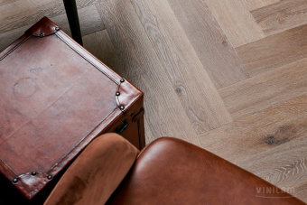 ПВХ плитка VINILAM PARQUET HERRINGBONE Glue GD11199 Паркет Венецианский Glue