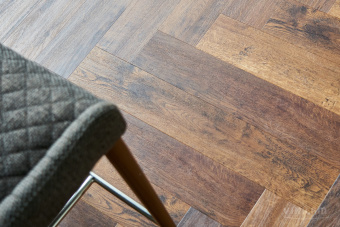 ПВХ плитка VINILAM PARQUET HERRINGBONE Glue GD11155 Паркет Парижский Glue