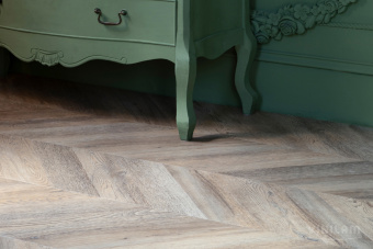 SPC VINILAM PARQUET CHEVRON 8,5 мм Шеврон Шампань RI153616CL4