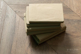 ПВХ плитка VINILAM  PARQUET CHEVRON Glue RI153610CL4  Шеврон Нормандия Glue