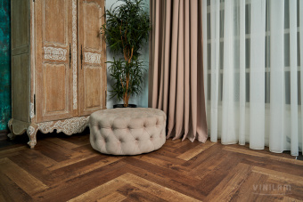 ПВХ плитка VINILAM PARQUET HERRINGBONE Glue GD11177 Паркет Версальский Glue