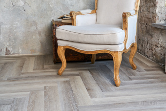 ПВХ плитка VINILAM PARQUET HERRINGBONE Glue GD11122 Паркет Эрмитаж Glue